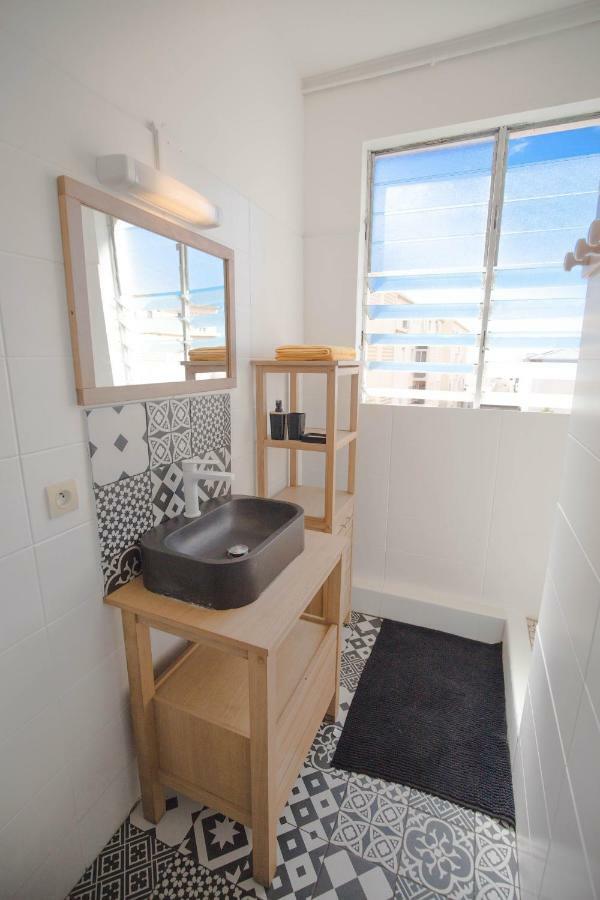 Appartement Hypercentre+ Place De Parking Privee サン＝ドニ エクステリア 写真